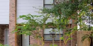 618 VIRGINIA OAK Court Gallery 1