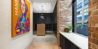 The Hannah Gallery 15