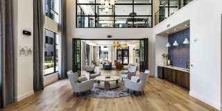 Crosstown Gallery 19