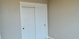 CUSTOM BUILT HOME IN NEWER UPCOMING EAST MEDFORD Gallery 14