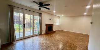 Great Townhome in the Pocket area close to everything! Gallery 10
