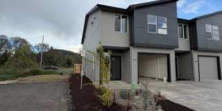 Newly Built Luxury Duplex in Lebanon Gallery 1
