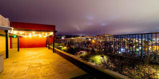 Met on 7th Gallery 24