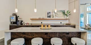 44 Monroe Gallery 23