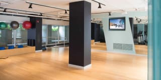 The Flats at Dupont Circle Gallery 23