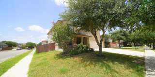 Spacious Home in Cibolo with 3 Car Garage! Realor Commission: $750 Gallery 5