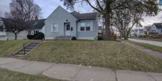 Charming 2 Bedroom Home in Moline! Charming 2 Bedroom Home in Moline! Gallery 1