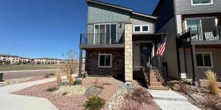 Low Maintenance Split Level Beauty 80922 Gallery 3