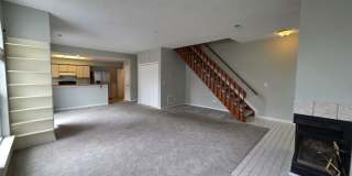 PEMBROKE CROSSING CONDOS Gallery 8