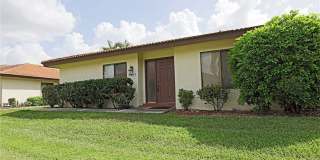 1420 Park Shore Circle Gallery 1