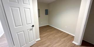 823 Bassett Ave - Beautifully Renovated 3 Bedroom Home! Gallery 8