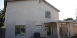 Nice 3 bedroom with pool and three car garage! Gallery 8