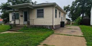 FOR RENT- 413 Hope Gallery 1
