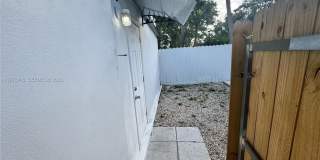 16561 NW 19th Ave Gallery 9