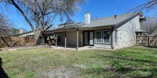 Room in 3 Bedroom Home at Jenkins Dr Gallery 8