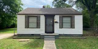 1018 McEvers Cir Gallery 1