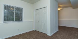 202 E 20th - 4-Bed/3-Bath Townhouse - Walking distance to stadium! Gallery 14