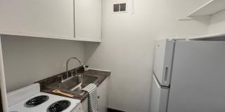 Creekside Apartments Gallery 1