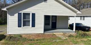 1/2 MO/OFF SPECIAL - 3 bed/2 bath with yard work included Gallery 1