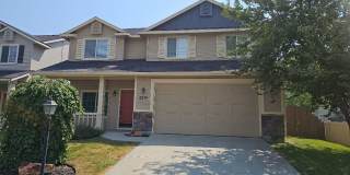 Gorgeous 4 bedroom 2.5 bath, Meridian home in Silverleaf Subdivision. Newer flooring and paint. Gallery 1