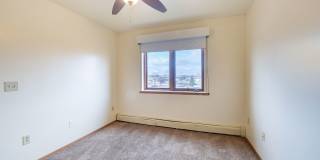 Oak Crossing Gallery 21