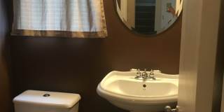 Cute 3 Bedroom House Near Lakeway Gallery 11