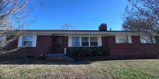 Friendsville 37737 - 3 bedroom, 2.5 bath home - Contact Jackie Mills (865) 748-2851 Gallery 1