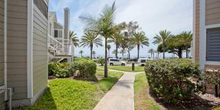 Beautiful 3 Bedroom Furnished Condo - Just Steps Away from Strands Vista and Beach! Gallery 27