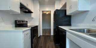 Tarzana Five Apartments Gallery 55