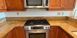End Unit, 3 Bed, 2.5 Bath PLUS Bonus Room, Anacortes Gallery 5