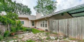4-BEDROOM IN BLOSSOM PARK Gallery 24