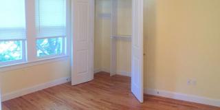 Nice 4 bed in Oak Square Gallery 16