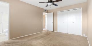 10301 W Charter Oak Drive Gallery 22