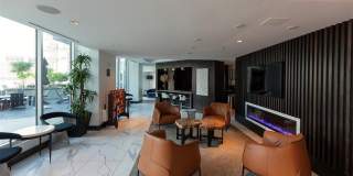 400 W Peachtree Street Gallery 22