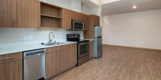 Square One Apartments Gallery 10