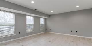 1126 HAMPTON Street Gallery 39