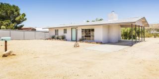 Cozy 2 bed/1 Bath house-UNFURNISHED ** Gallery 1
