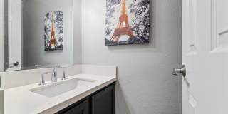 Desirable location! Move-In Ready! Gallery 13