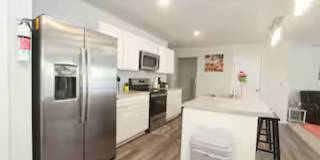 Room in 6 Bedroom Home at Skipjack Ln Gallery 14