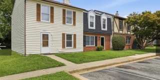 222 Knightsmanor Ct Gallery 1