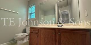 Beautiful 3BR Home with Vaulted Ceilings, Community Pool & Main Level Primary Suite Beautiful 3BR Home with Vaulted Ceilings, Community Pool & Main Level Primary Suite Gallery 33