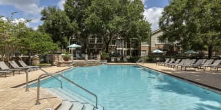 Golf Brook Apartments Gallery 17