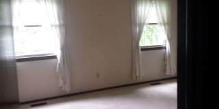 1504 E Bradshire Street Gallery 3