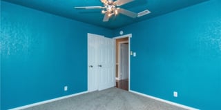 2001 Eisenhower Drive Gallery 13