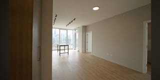 207 W Chestnut St Gallery 4
