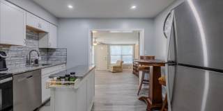 ANNUAL RENTAL - 3 Bed, 2 Bath Fully Furnished Home Gallery 6