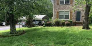 FOR LEASE - 2 Bed, 1.5 Bath, 1300sqft Townhome Gallery 3