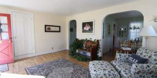 Beautiful 4-bedroom, 2-bathroom Spacious home! Original hard wood floors throughout! Gallery 1