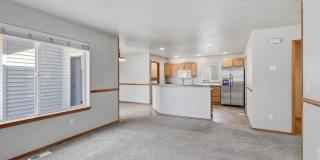3bd/2.5ba Everett Home Gallery 7