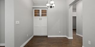 Completely Renovated Modern 4 Bd Single Story in the Trails Gallery 8